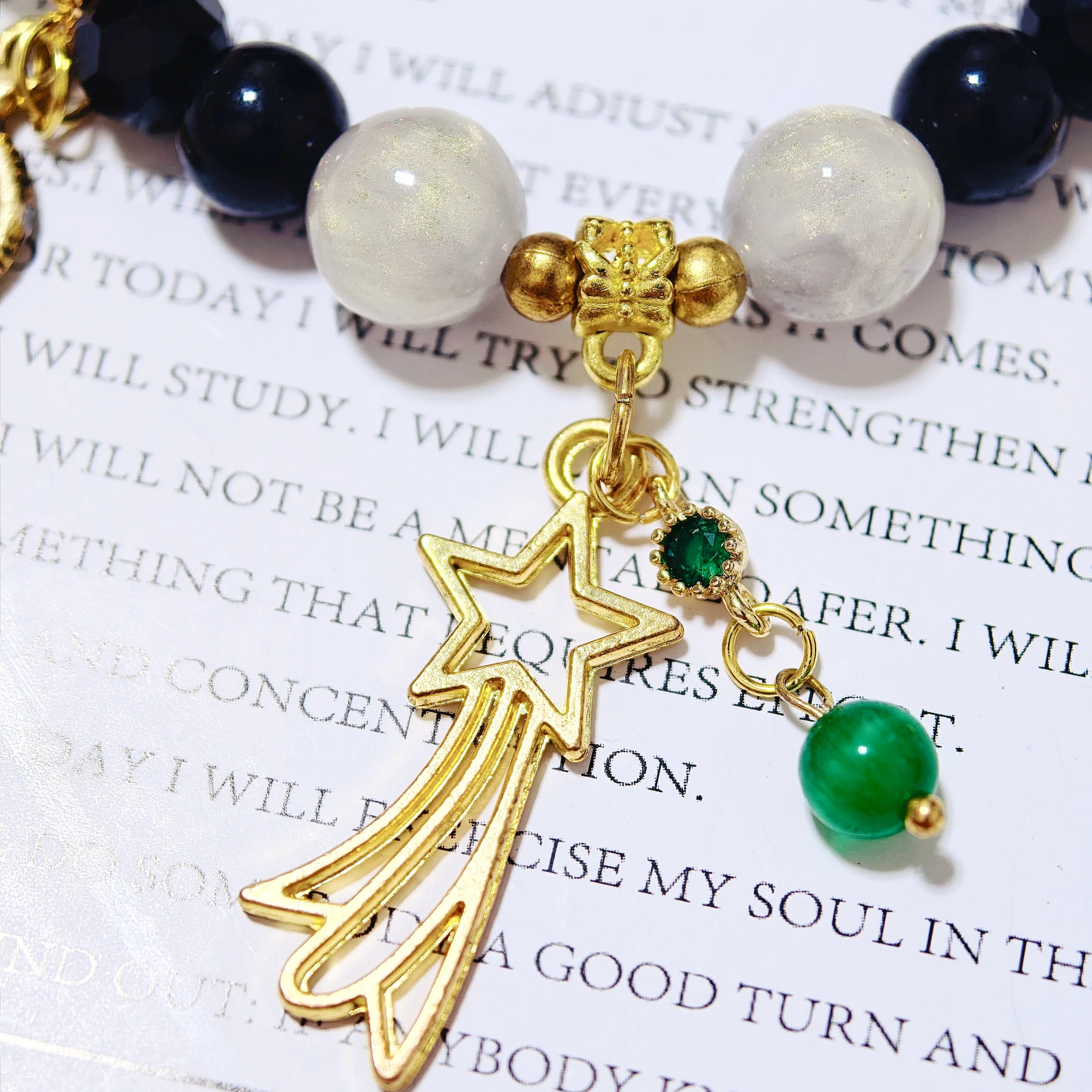 Free Shipping Smile House Fanmade Handmade Female Inspired Round Bracelet - Image 3