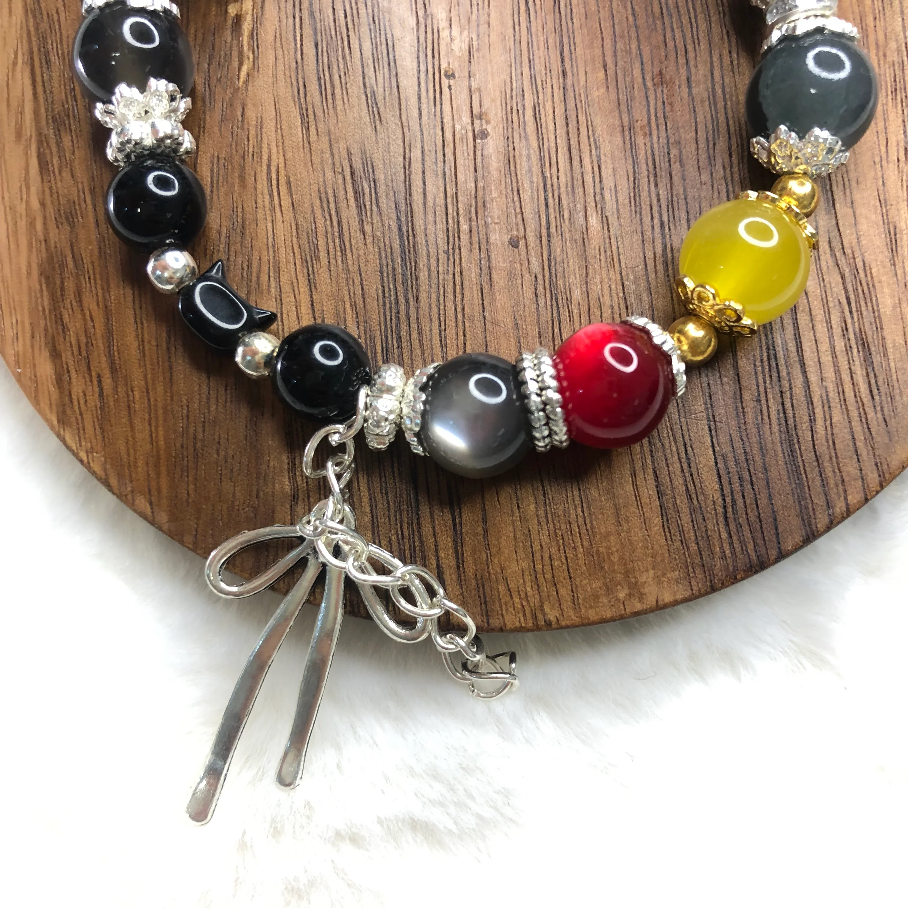 Free Shipping Smile House Handemade Fanmade Female Inspired Round Bracelet - Image 2