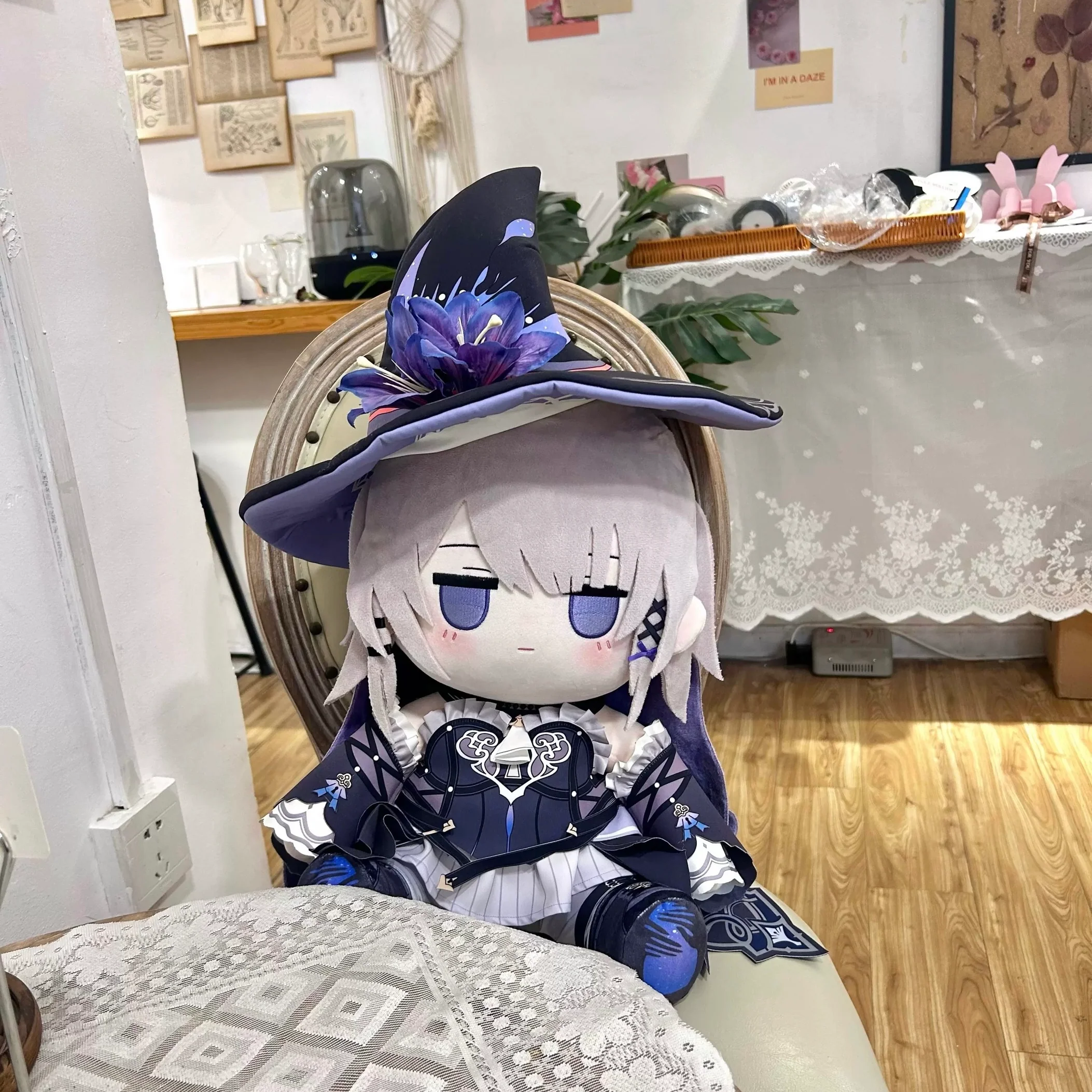 Smile House Fanart Big Purple Hat Plushies Female 40CM Big Eyes Plush Doll With Clothes - Image 3