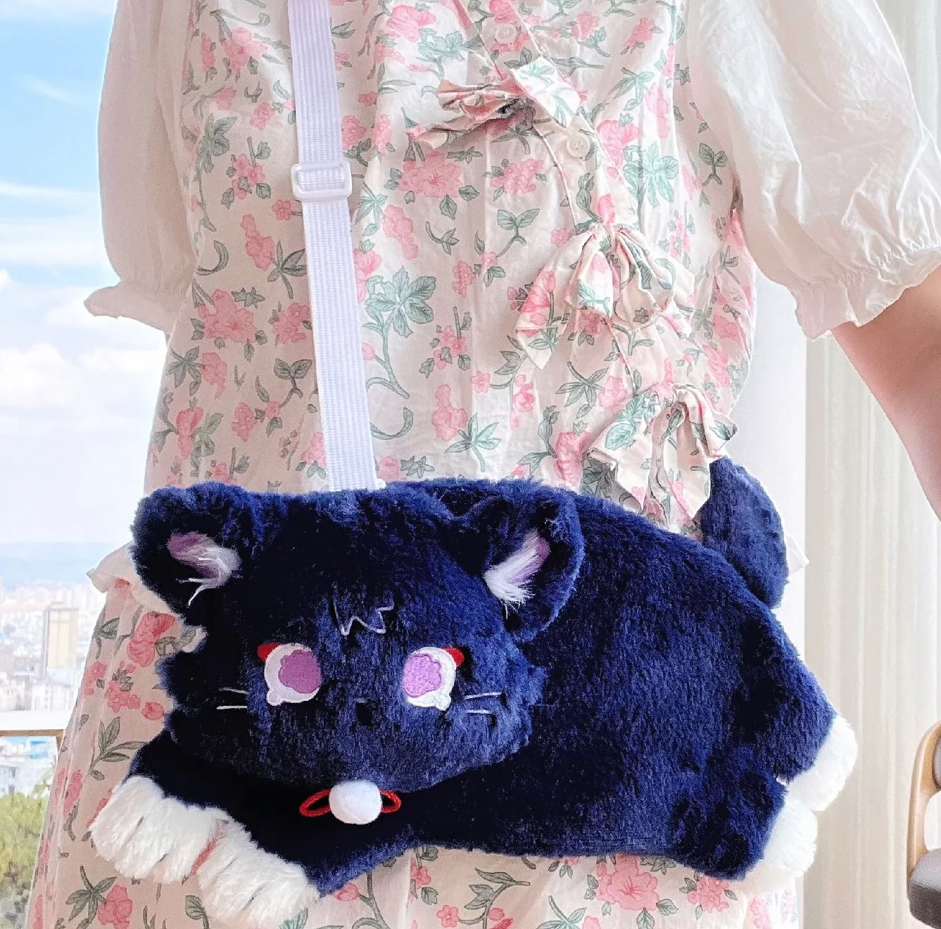 Smile House Fanart Cat Crossbody Bag 17CMx35CM - Image 4