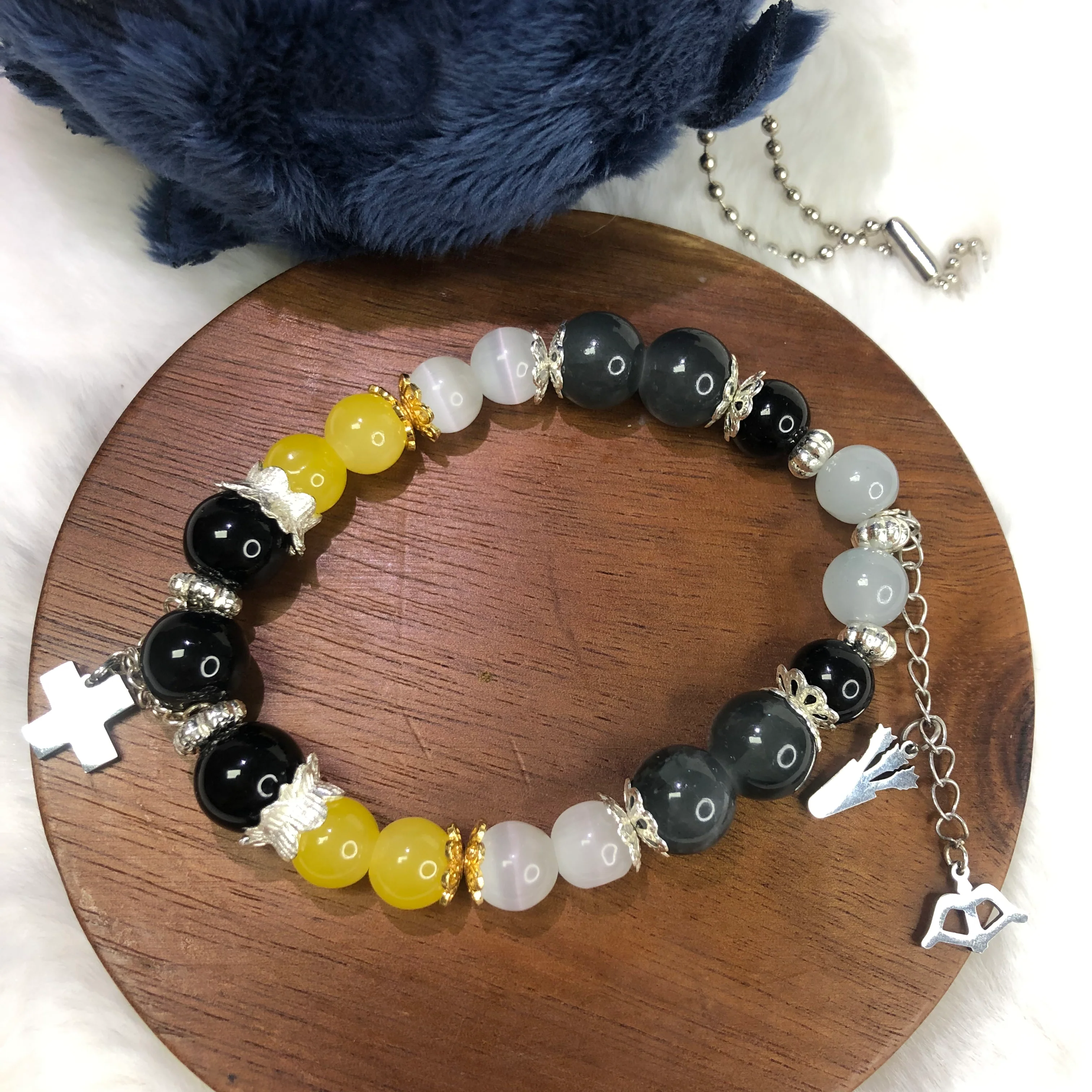 Smile House Fanmade Handmade Male Harum Inspired Round Bracelet - Image 3