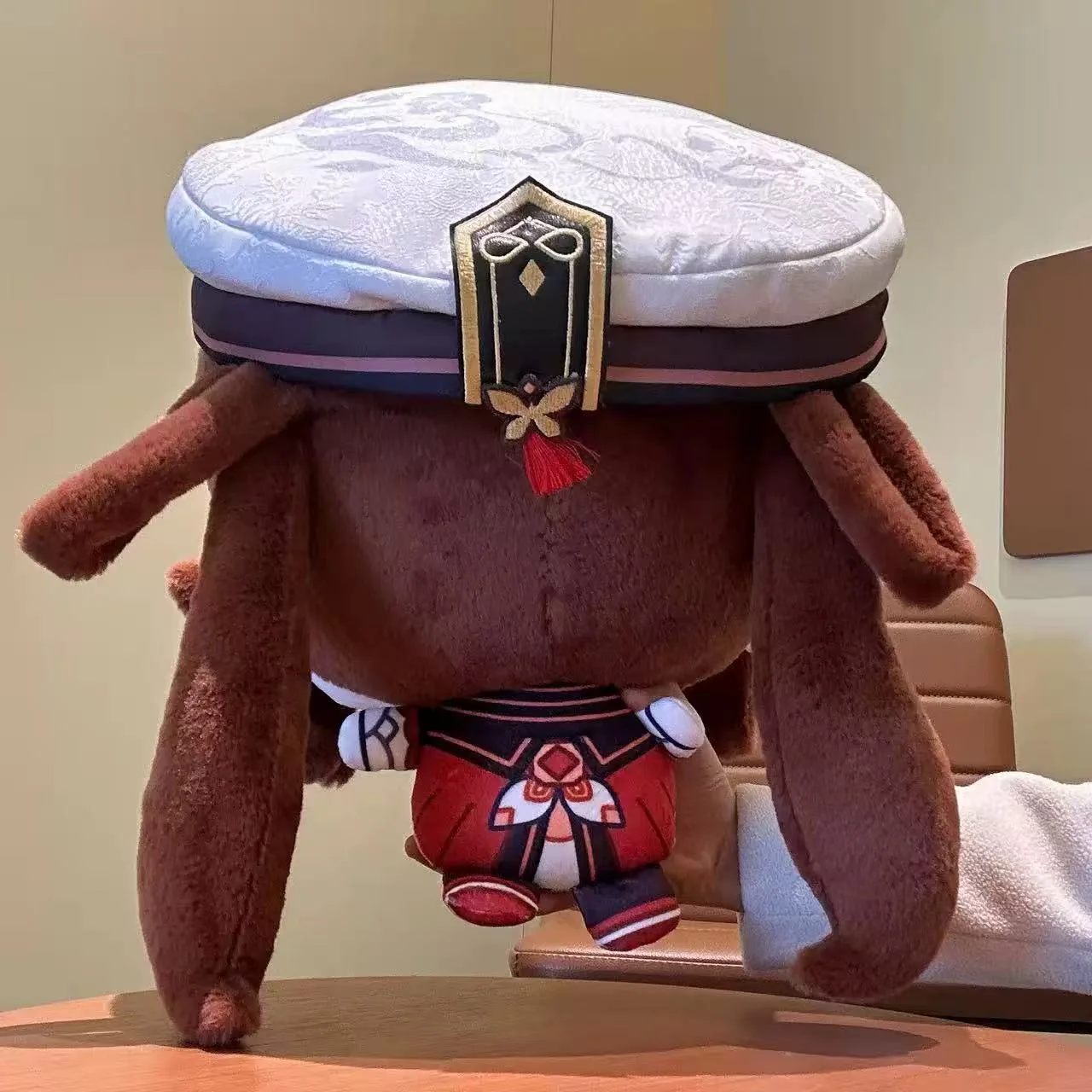 Smile House Fanmade Plushies Female Brown Ghost Big Head 30CM Plush Doll - Image 4