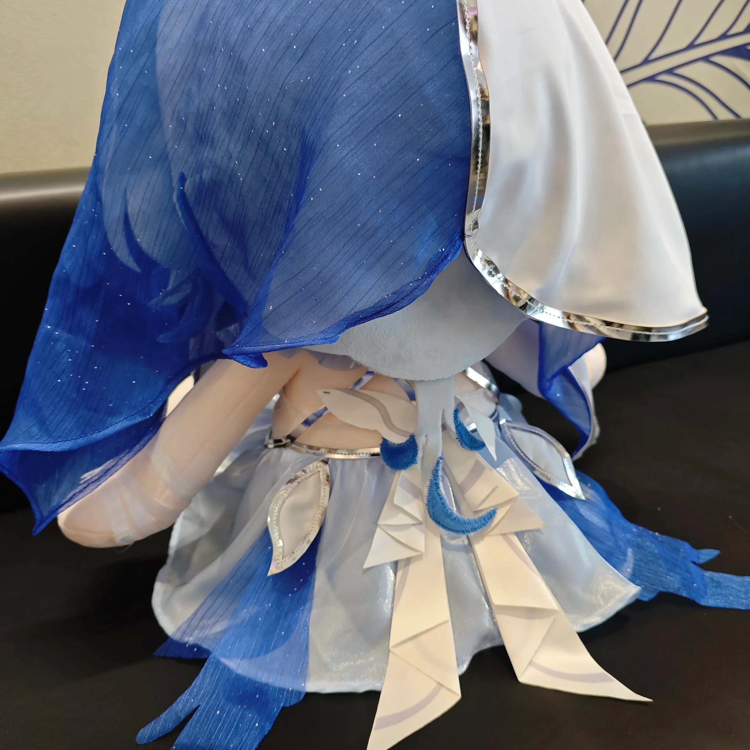 Smile House Plushies Staring keeper 40CM Plush Doll With Blue Scarf - Image 3